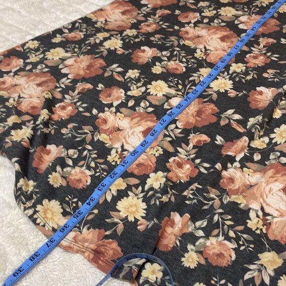 Fortune + Ivy Desert Rose Pale Flower with Grey Jersey Knit Background - Picture 10 of 12